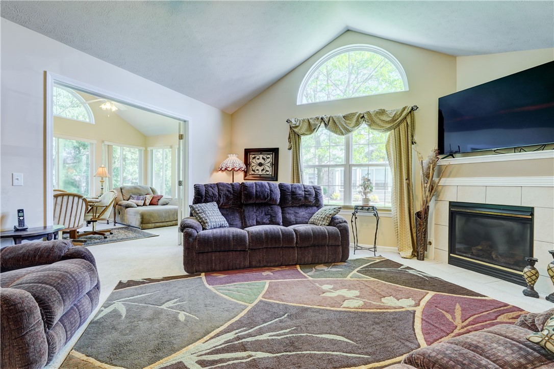 139 Maple Center Road Greece, NY 14468 - Photo 8 of 45