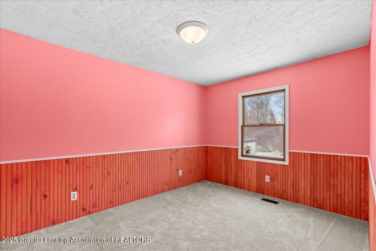 4760 Covert Road Onondaga, MI 49264 - Photo 17 of 34 19-Media Jett - 16