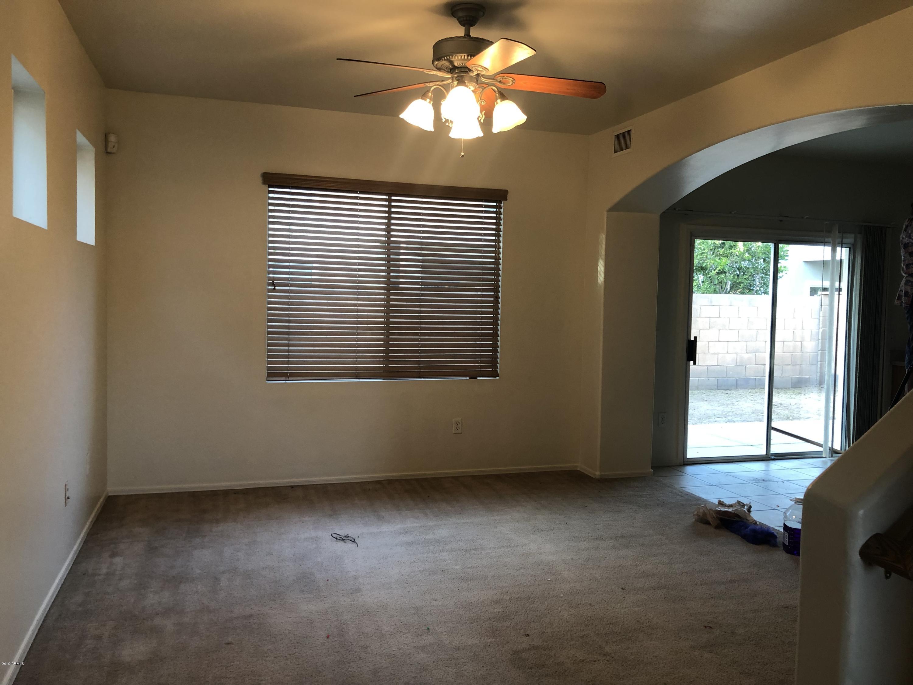 4110 West Carter Road Phoenix, AZ 85041 - Photo 3 of 18 LR 2 - 5-2019