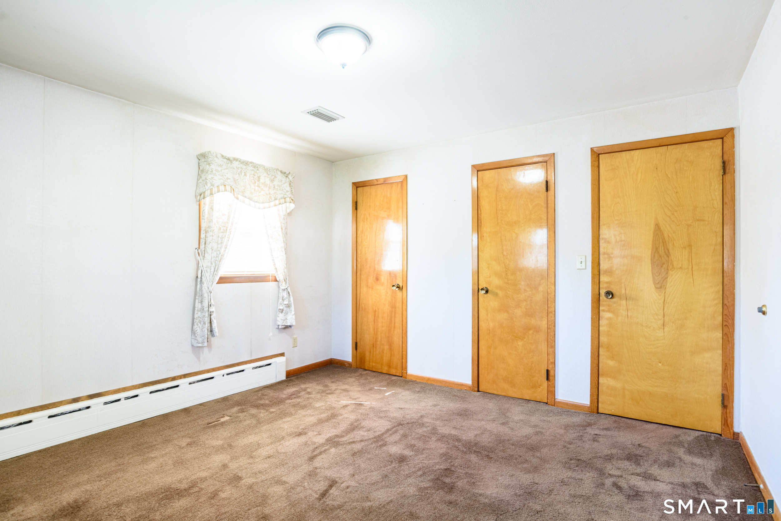 34 Bassick Road Trumbull, CT 06611 - Photo 12 of 28