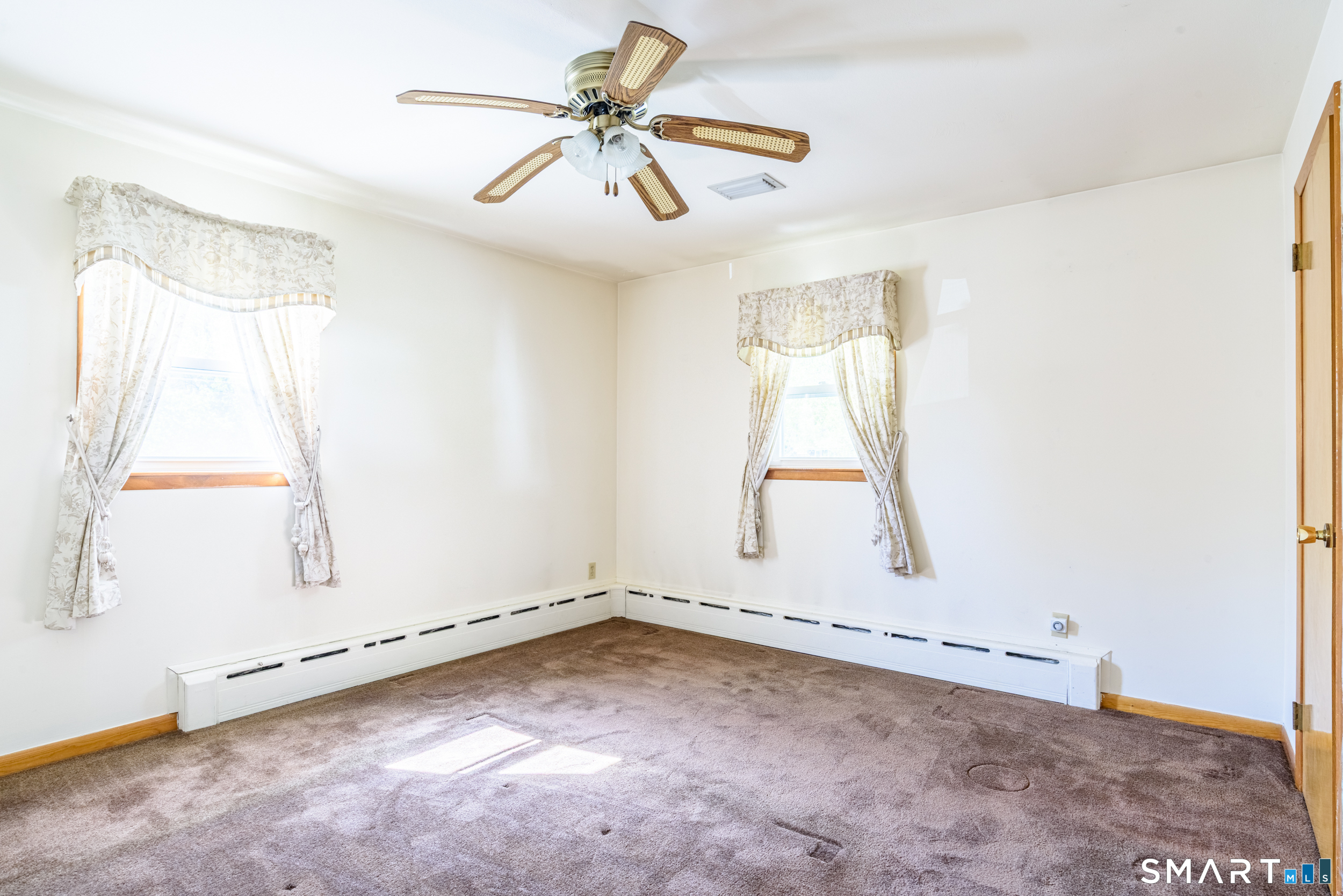34 Bassick Road Trumbull, CT 06611 - Photo 13 of 28