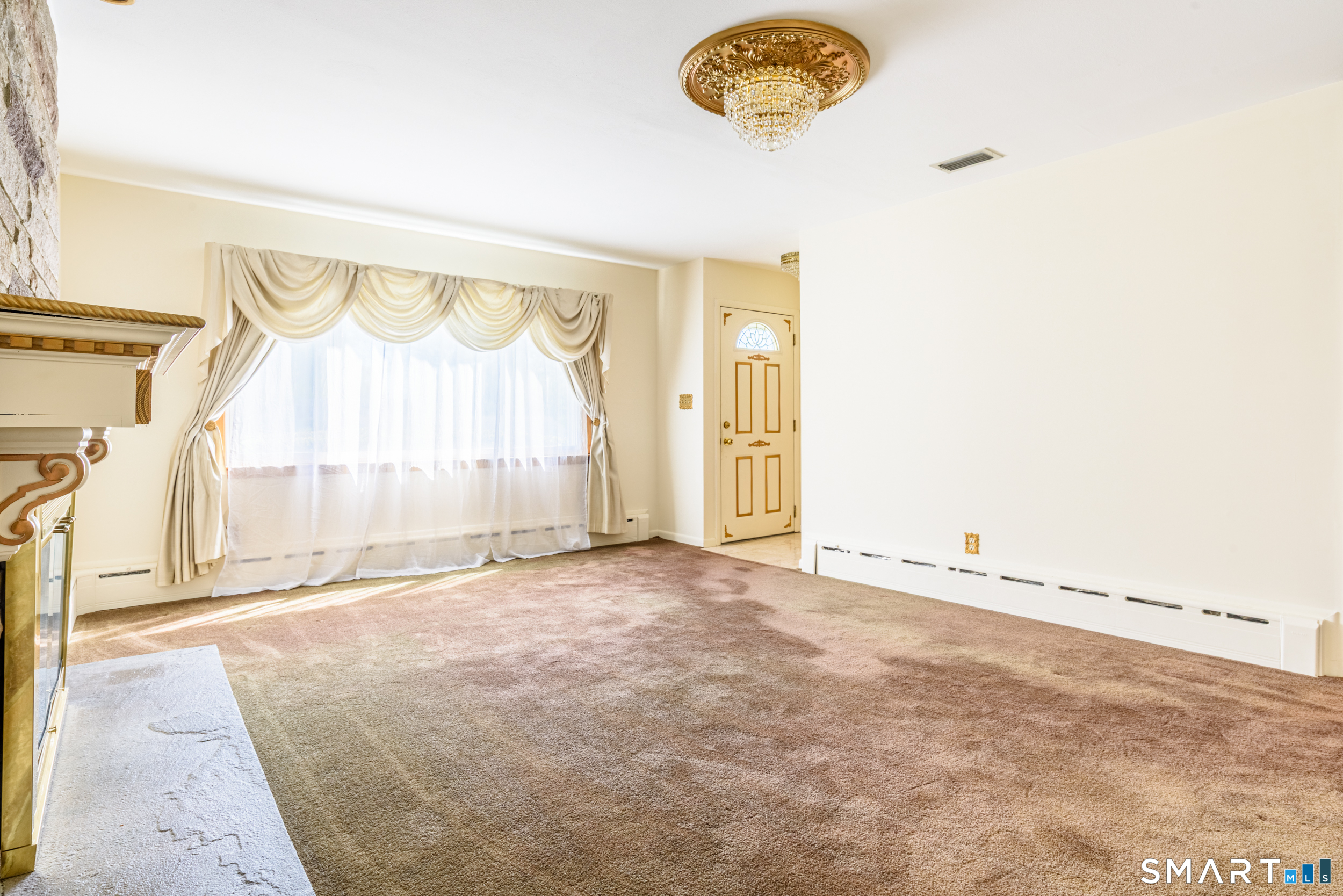 34 Bassick Road Trumbull, CT 06611 - Photo 3 of 28