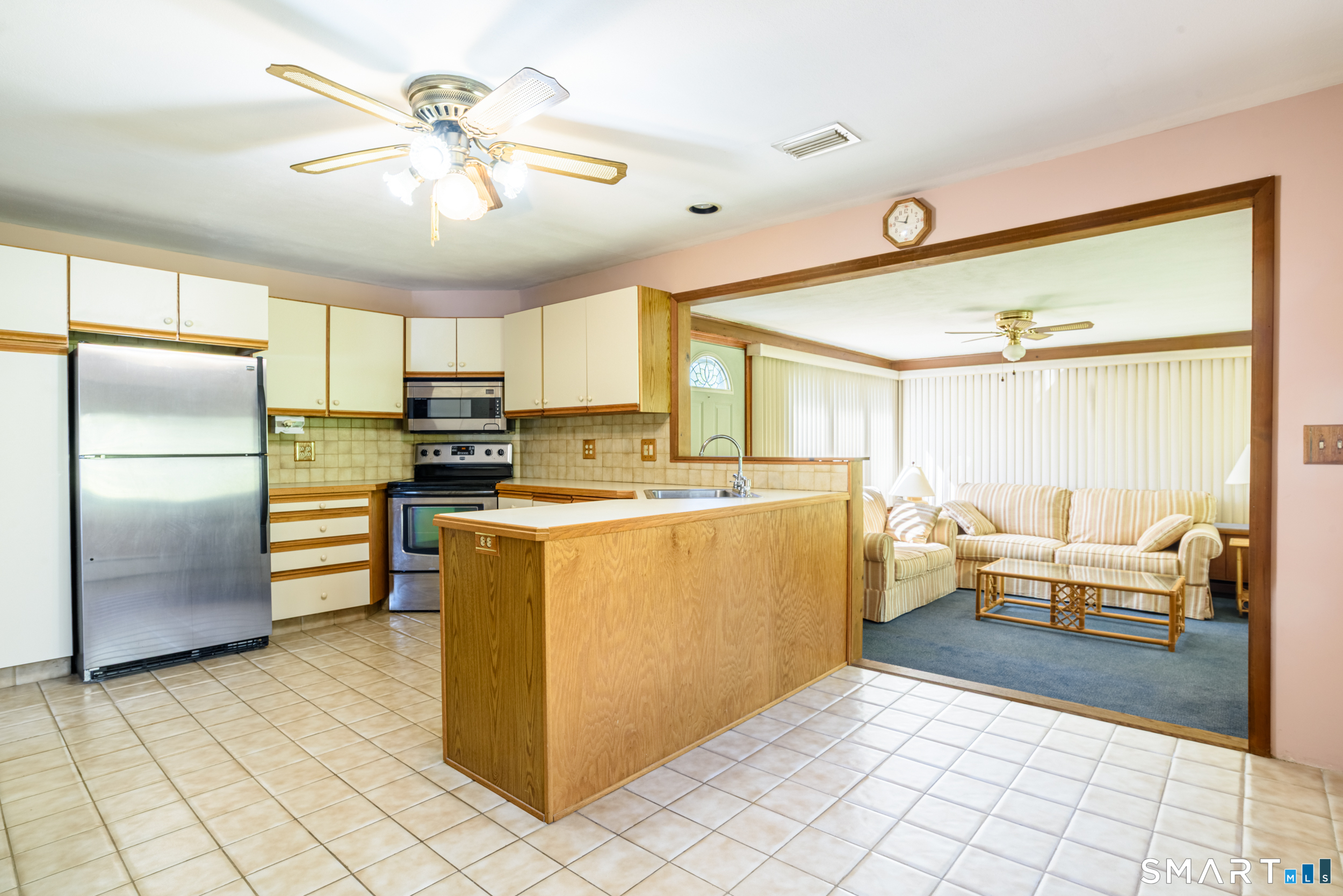 34 Bassick Road Trumbull, CT 06611 - Photo 8 of 28