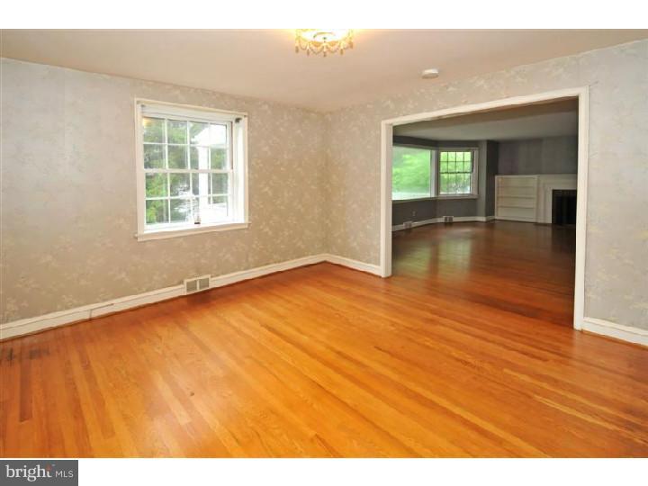 520 Georgian Road Glenside, PA 19038 - Photo 6 of 20 Dining Room