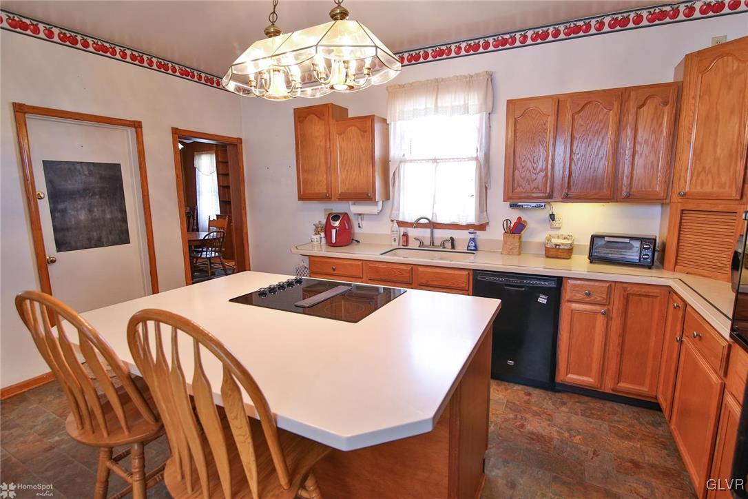 6421 Memorial Road Allentown, PA 18106 - Photo 11 of 50 Gallery Image 11