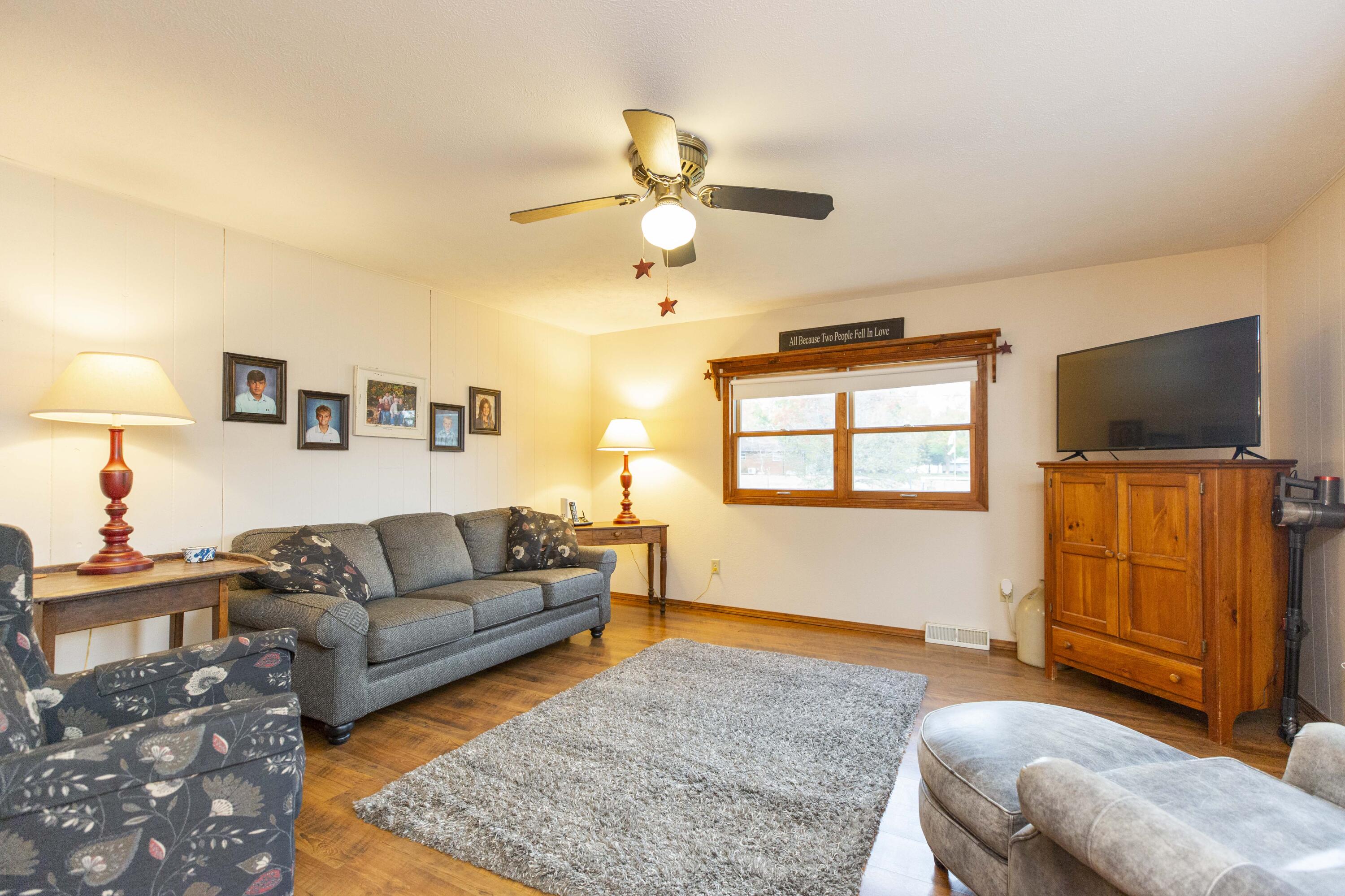 1317 Norwood Road Niles, MI 49120 - Photo 12 of 35 1317 Norwood_2024_IMG_7636 - Copy