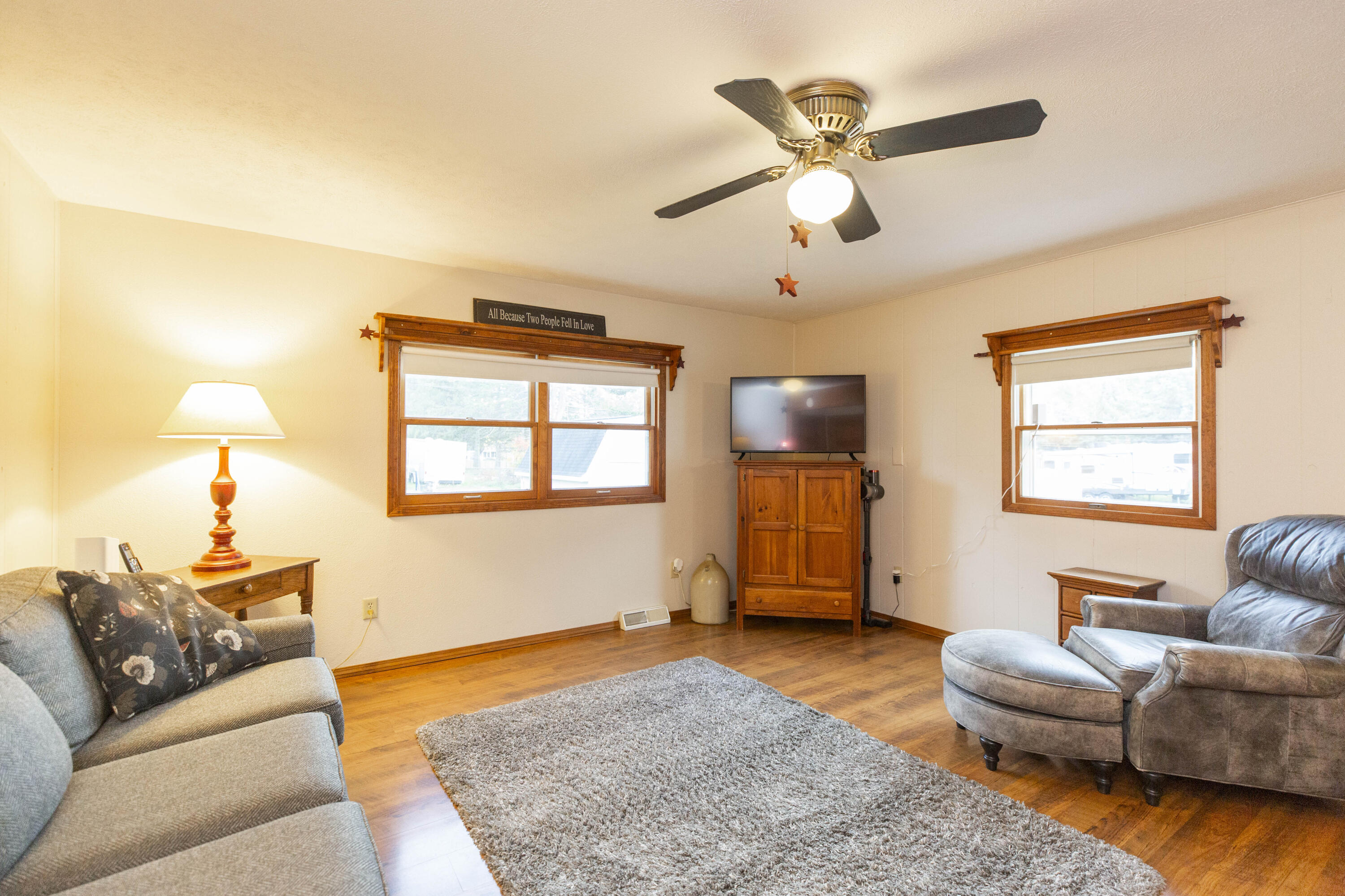 1317 Norwood Road Niles, MI 49120 - Photo 13 of 35 1317 Norwood_2024_IMG_7640 - Copy
