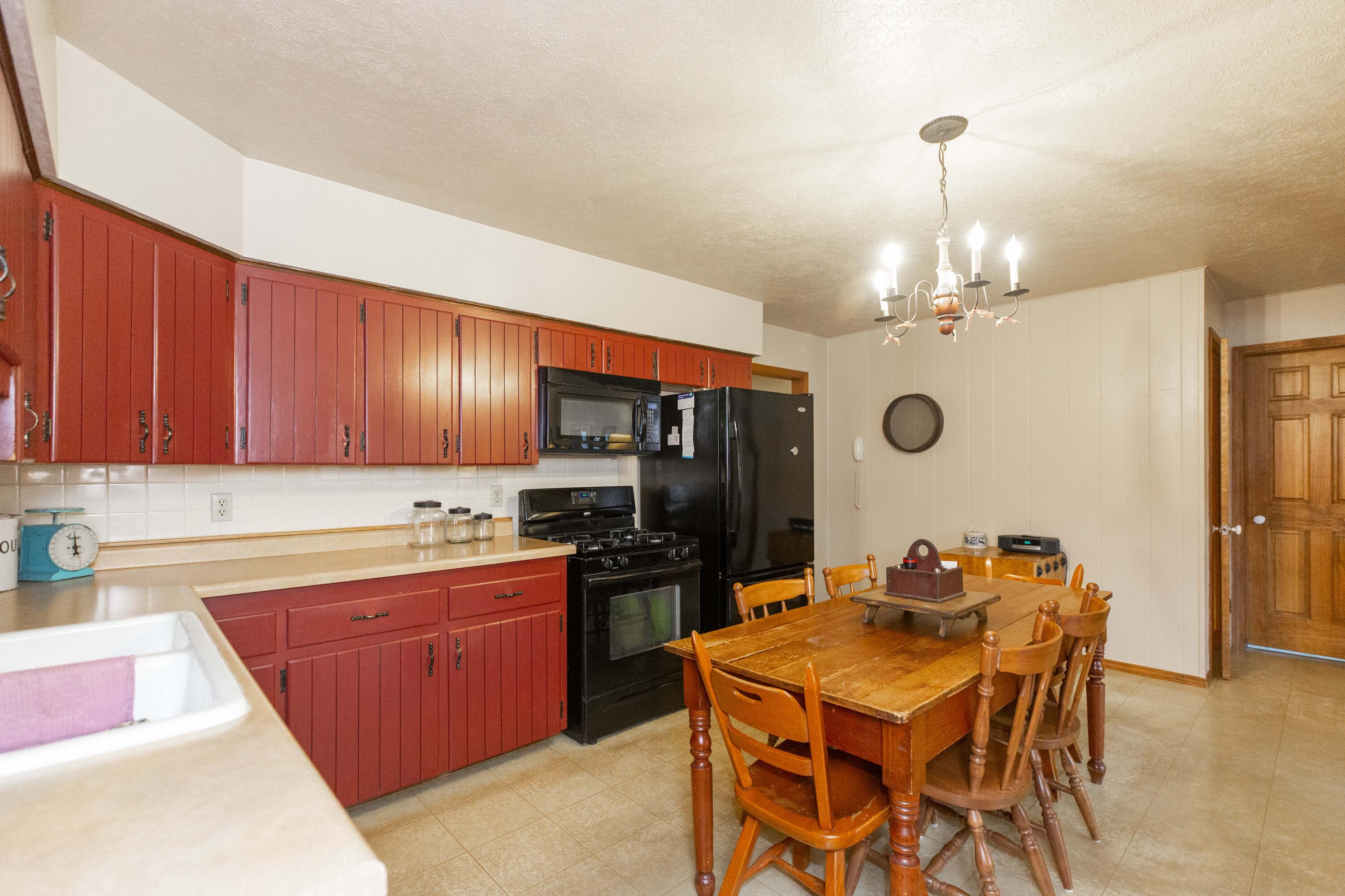 1317 Norwood Road Niles, MI 49120 - Photo 10 of 35 1317 Norwood_2024_IMG_7633 - Copy