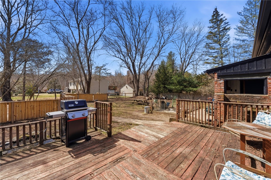 237 Spring Street Hopkinton, RI 02832 - Photo 9 of 46 Gallery Image 9