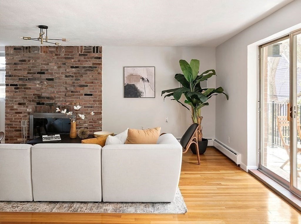 76 Garfield Street, Unit 4 Cambridge, MA 02138 - Photo 2 of 16