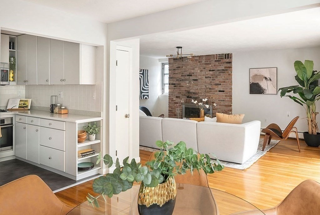 76 Garfield Street, Unit 4 Cambridge, MA 02138 - Photo 4 of 16