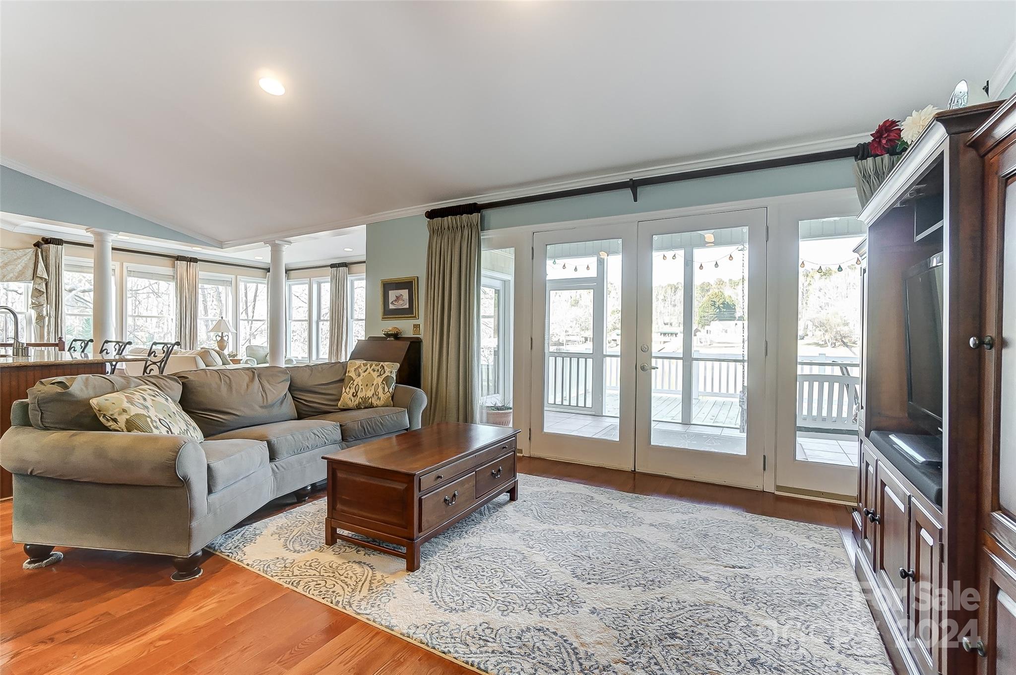 2704 Sadler Road Charlotte, NC 28278 - Photo 18 of 48 Gallery Image 18