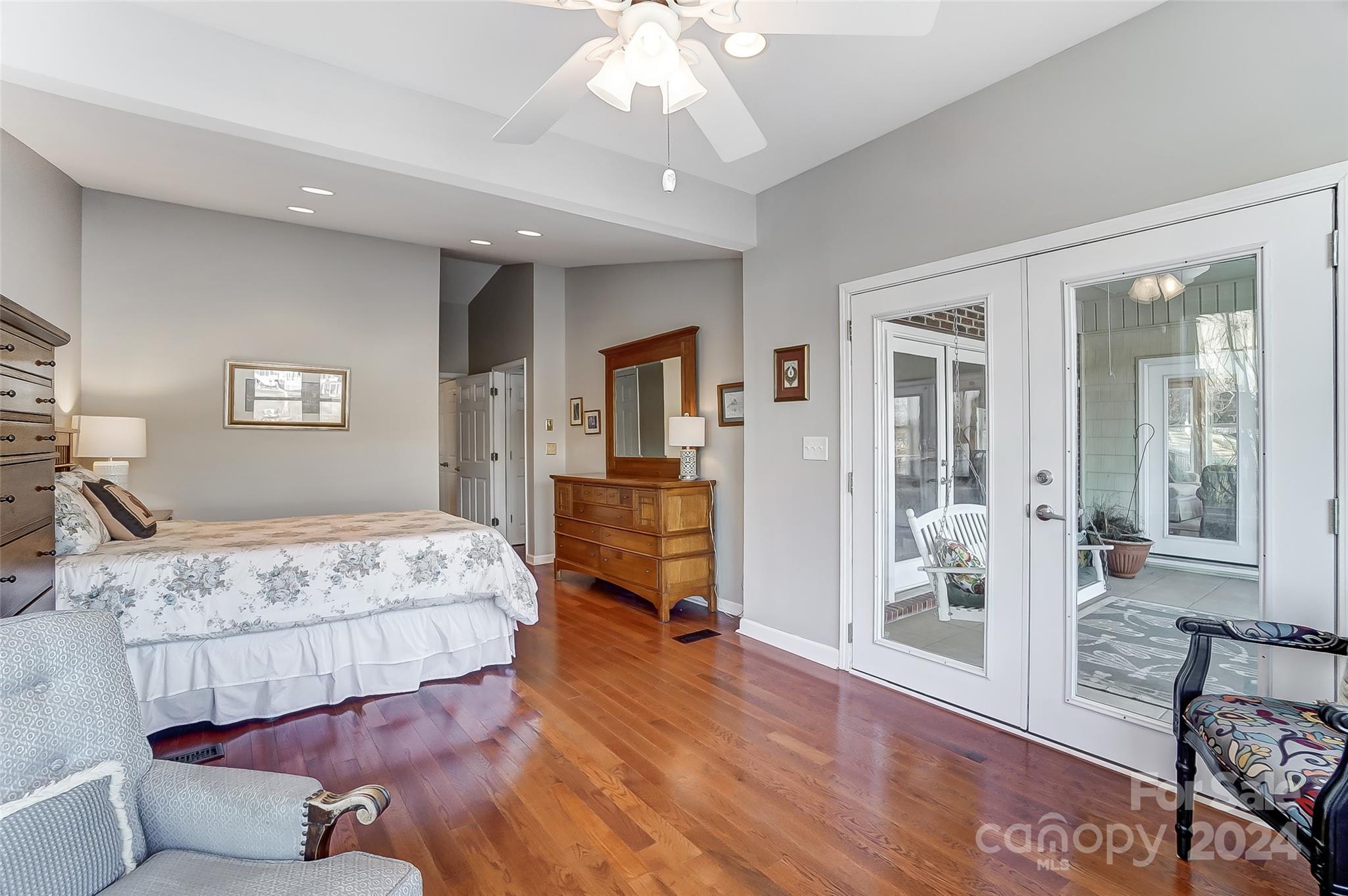 2704 Sadler Road Charlotte, NC 28278 - Photo 21 of 48 Gallery Image 21