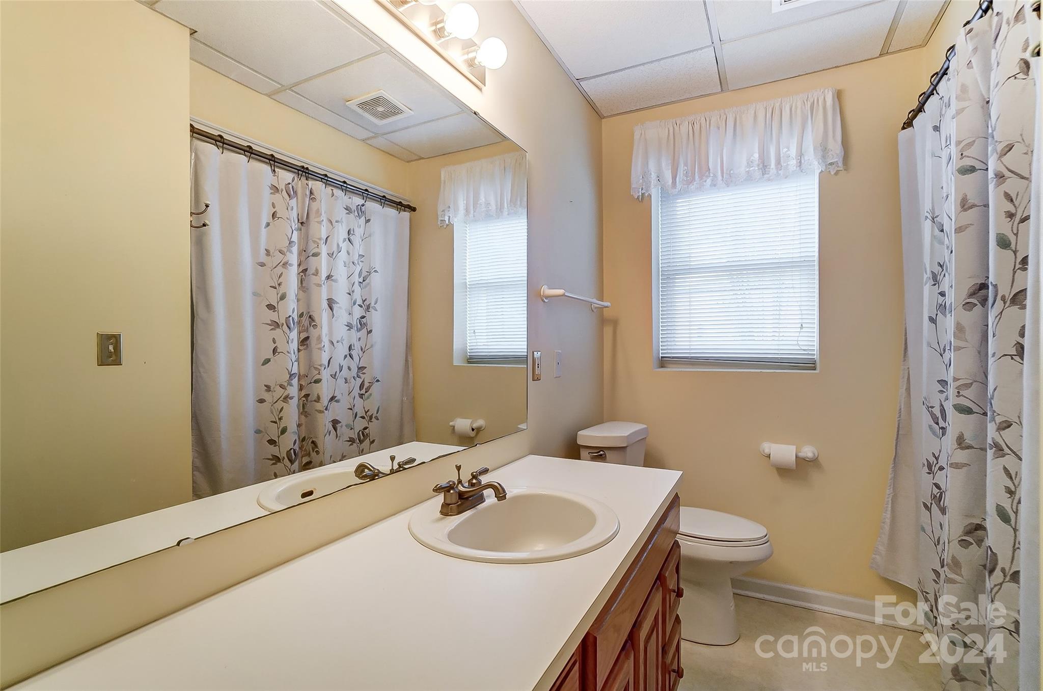 2704 Sadler Road Charlotte, NC 28278 - Photo 37 of 48 Gallery Image 37