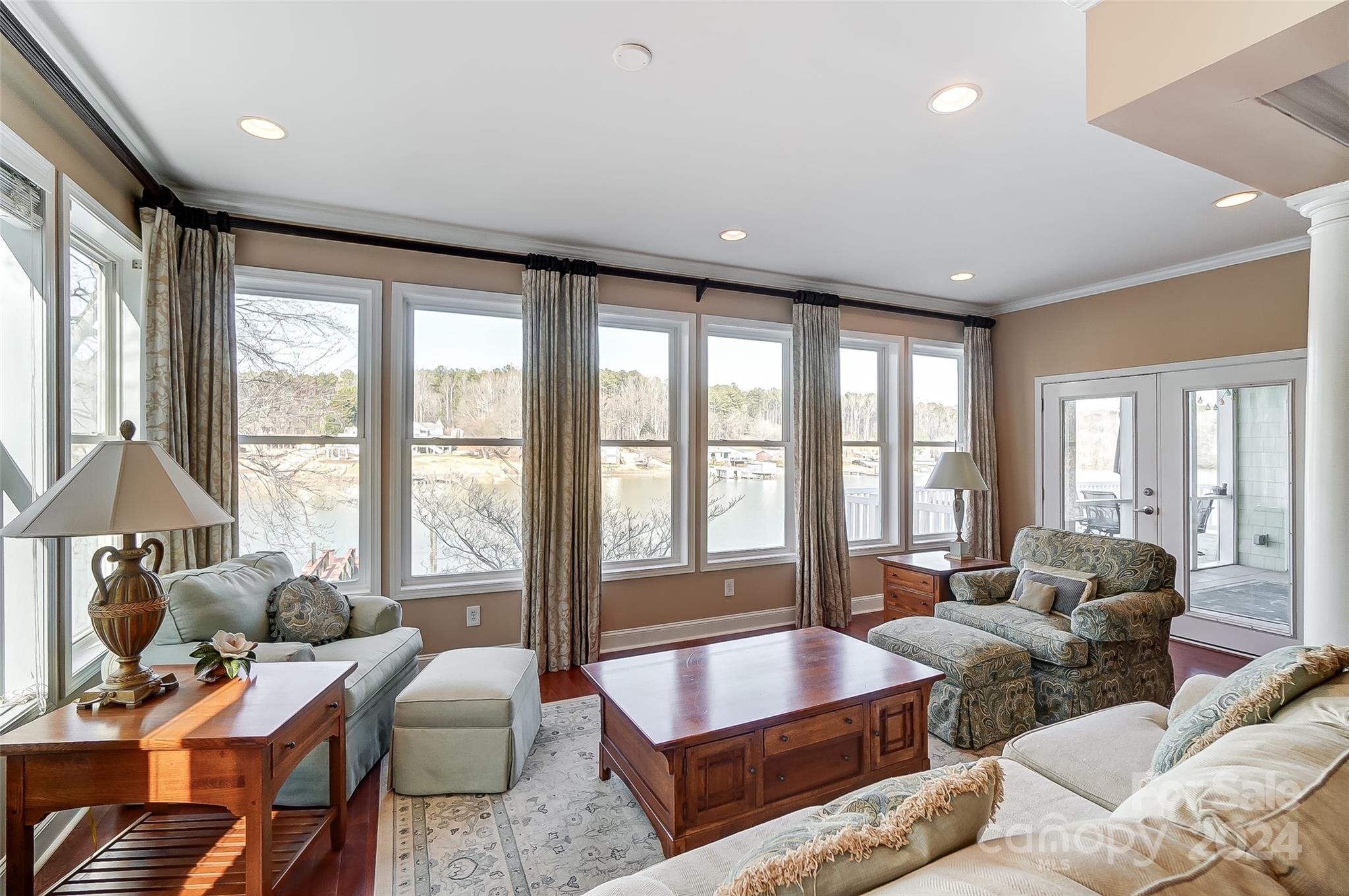 2704 Sadler Road Charlotte, NC 28278 - Photo 9 of 48 Gallery Image 9