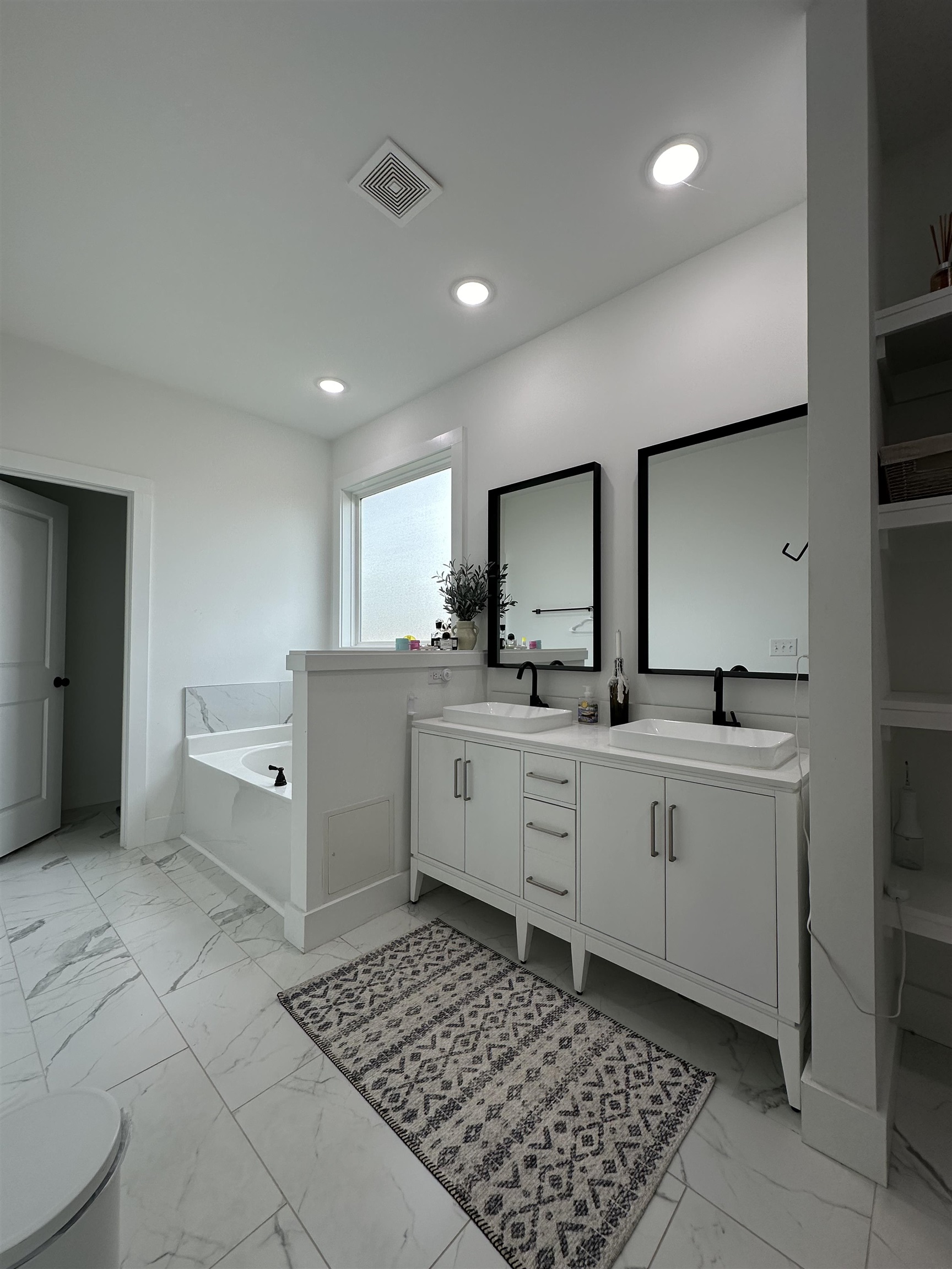 263 R C Thompson Road Chesnee, SC 29323 - Photo 15 of 20 Bath