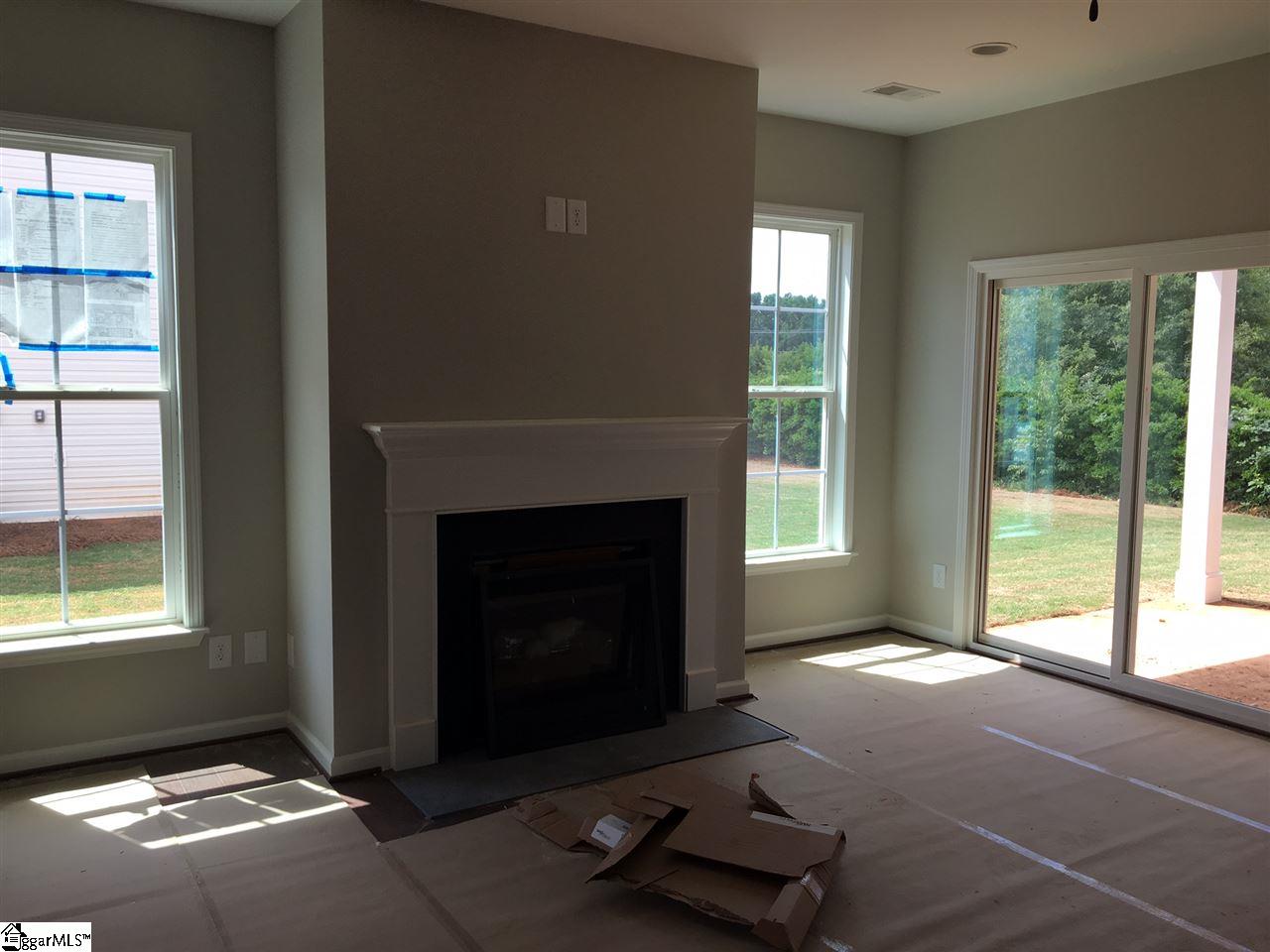 17 Chadmore Street Simpsonville, SC 29680 - Photo 4 of 6 Gallery Image 4
