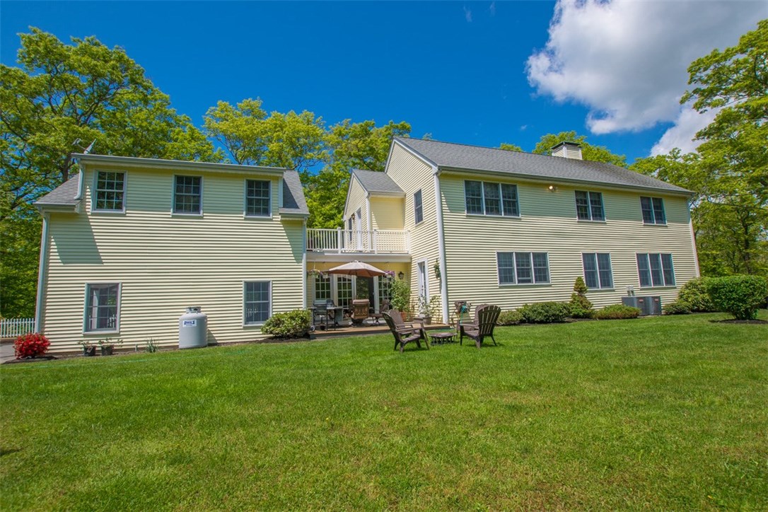 778 Lake Road Tiverton, RI 02878 - Photo 3 of 40