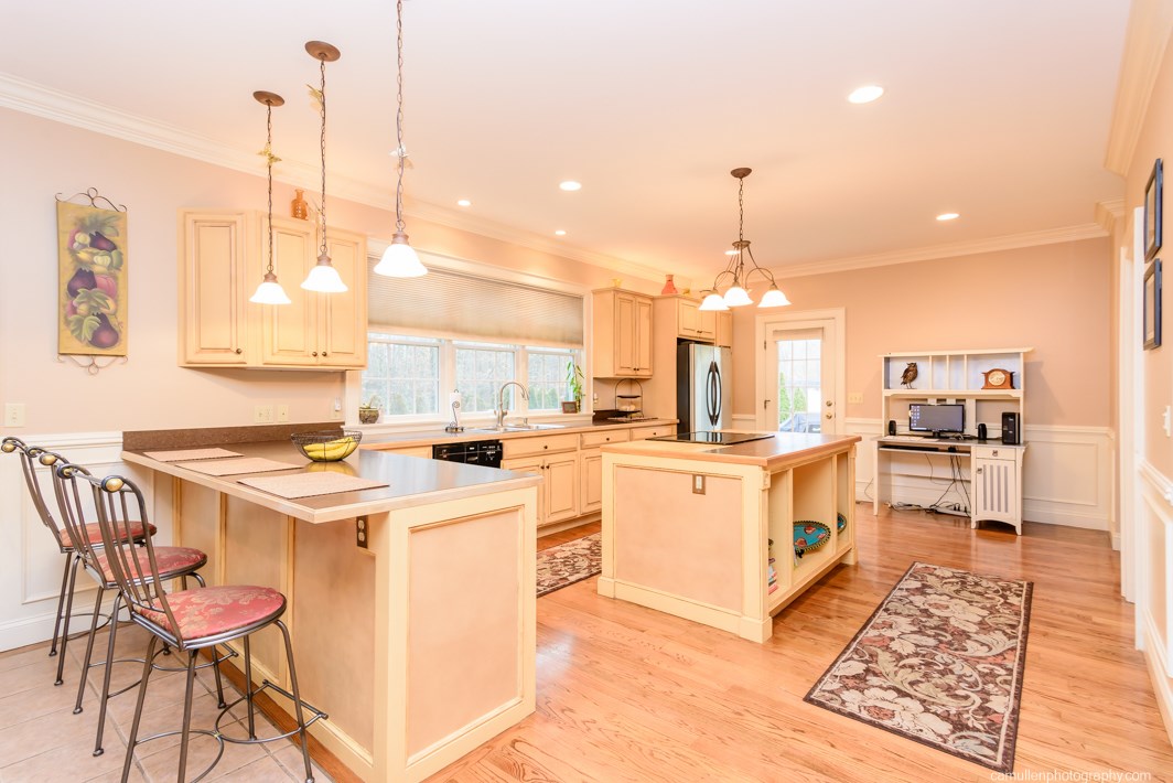 778 Lake Road Tiverton, RI 02878 - Photo 10 of 40