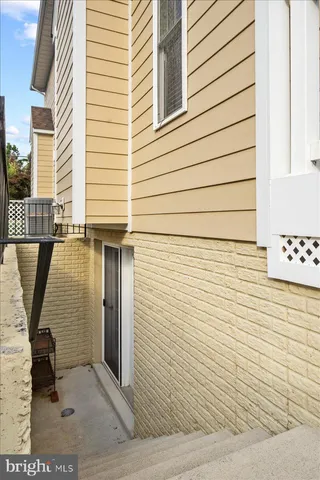 $1,525,000 | 2504 Washington Boulevard, Arlington, VA 22201