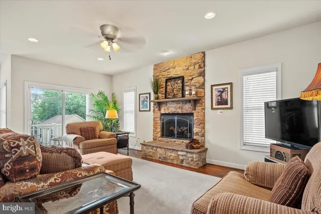 $1,525,000 | 2504 Washington Boulevard, Arlington, VA 22201