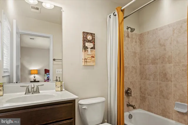 $1,525,000 | 2504 Washington Boulevard, Arlington, VA 22201