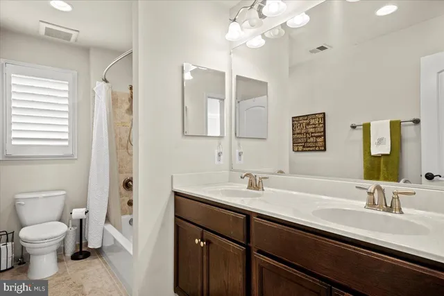 $1,525,000 | 2504 Washington Boulevard, Arlington, VA 22201