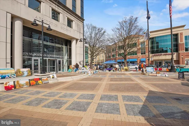 $1,525,000 | 2504 Washington Boulevard, Arlington, VA 22201