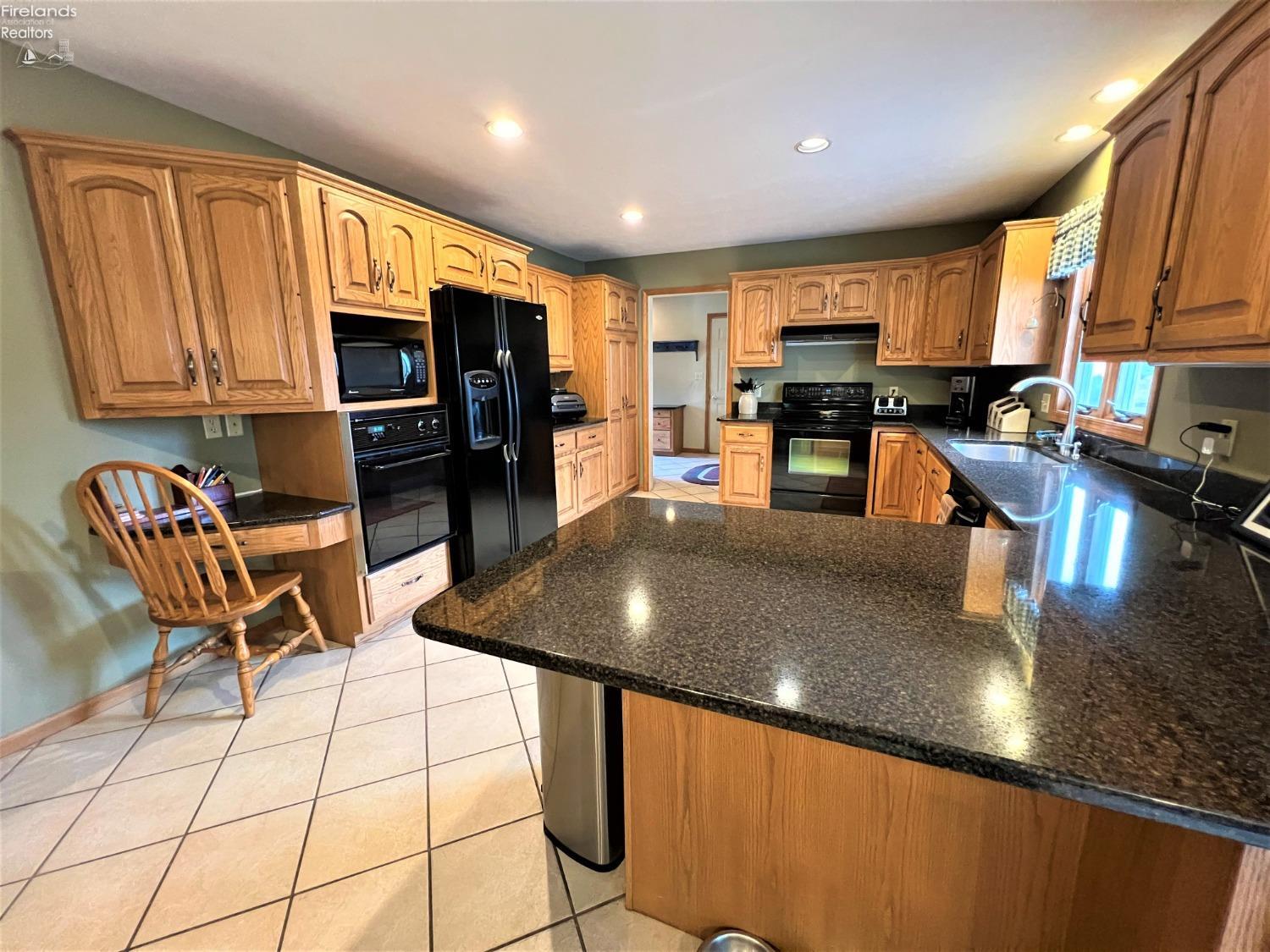607 Bryan Road Milan, OH 44846 - Photo 4 of 33 Gallery Image 4