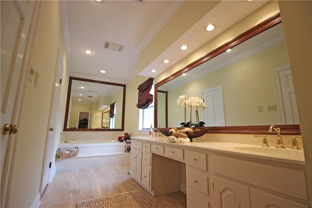 8805 Chretien Point Place River Ridge, LA 70123 - Photo 19 of 25 Gallery Image 19