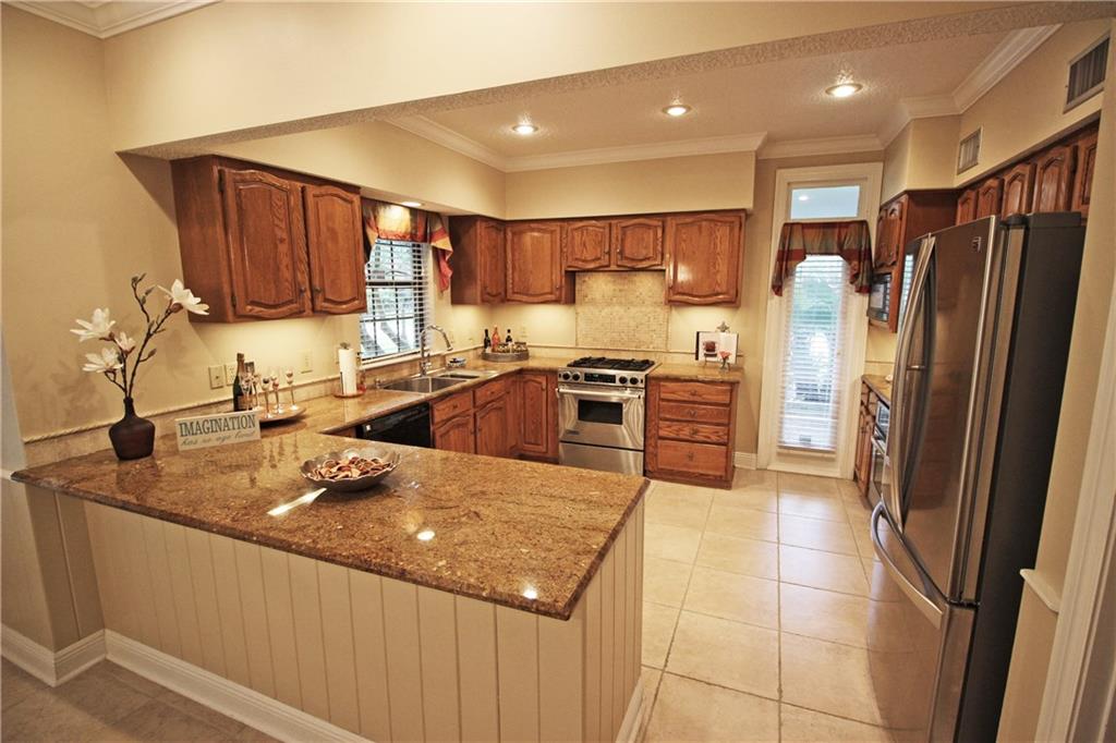 8805 Chretien Point Place River Ridge, LA 70123 - Photo 5 of 25 Gallery Image 5