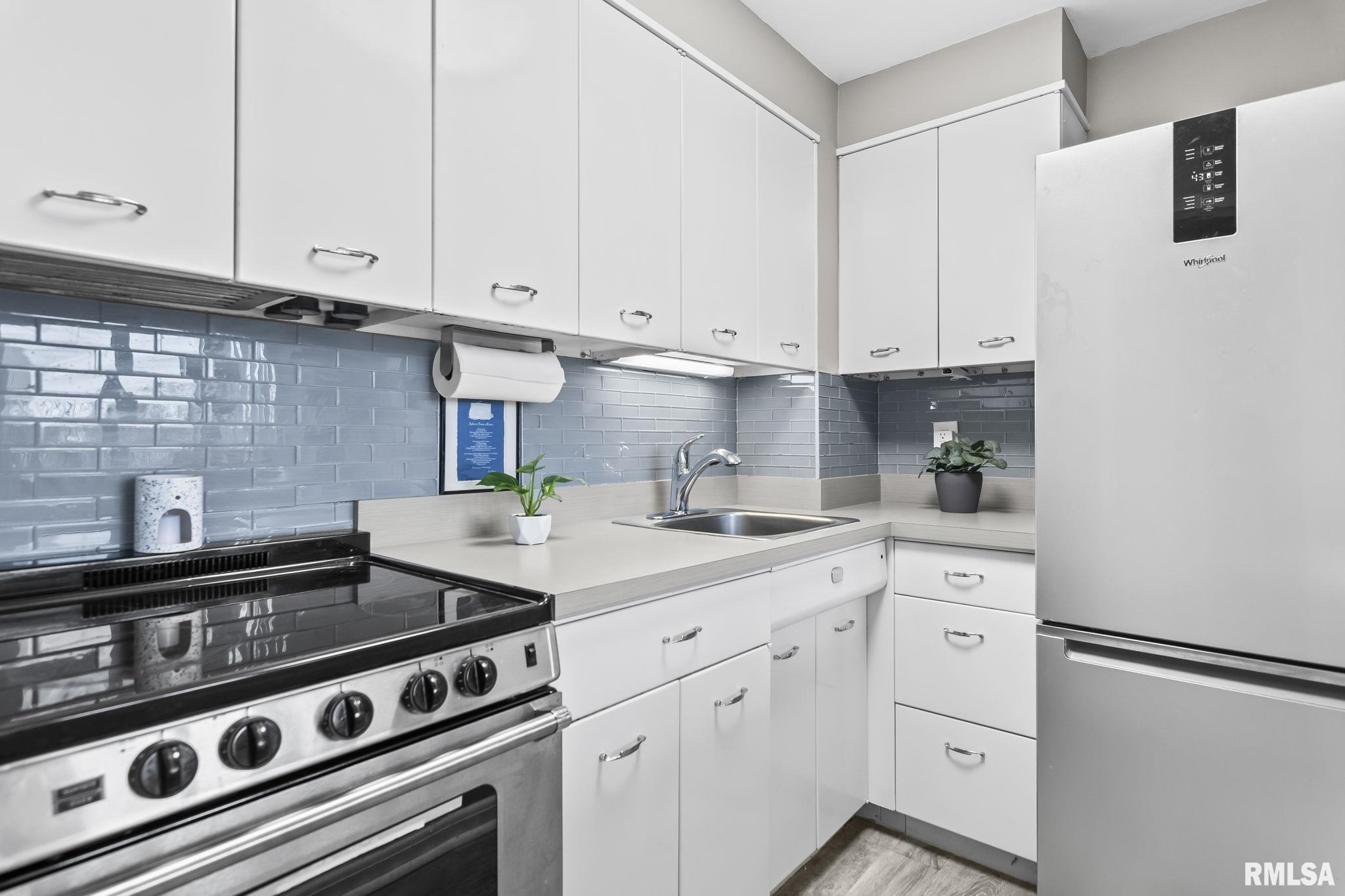 718 South 7th Street, Unit 405 Springfield, IL 62703 - Photo 2 of 34 Gallery Image 2