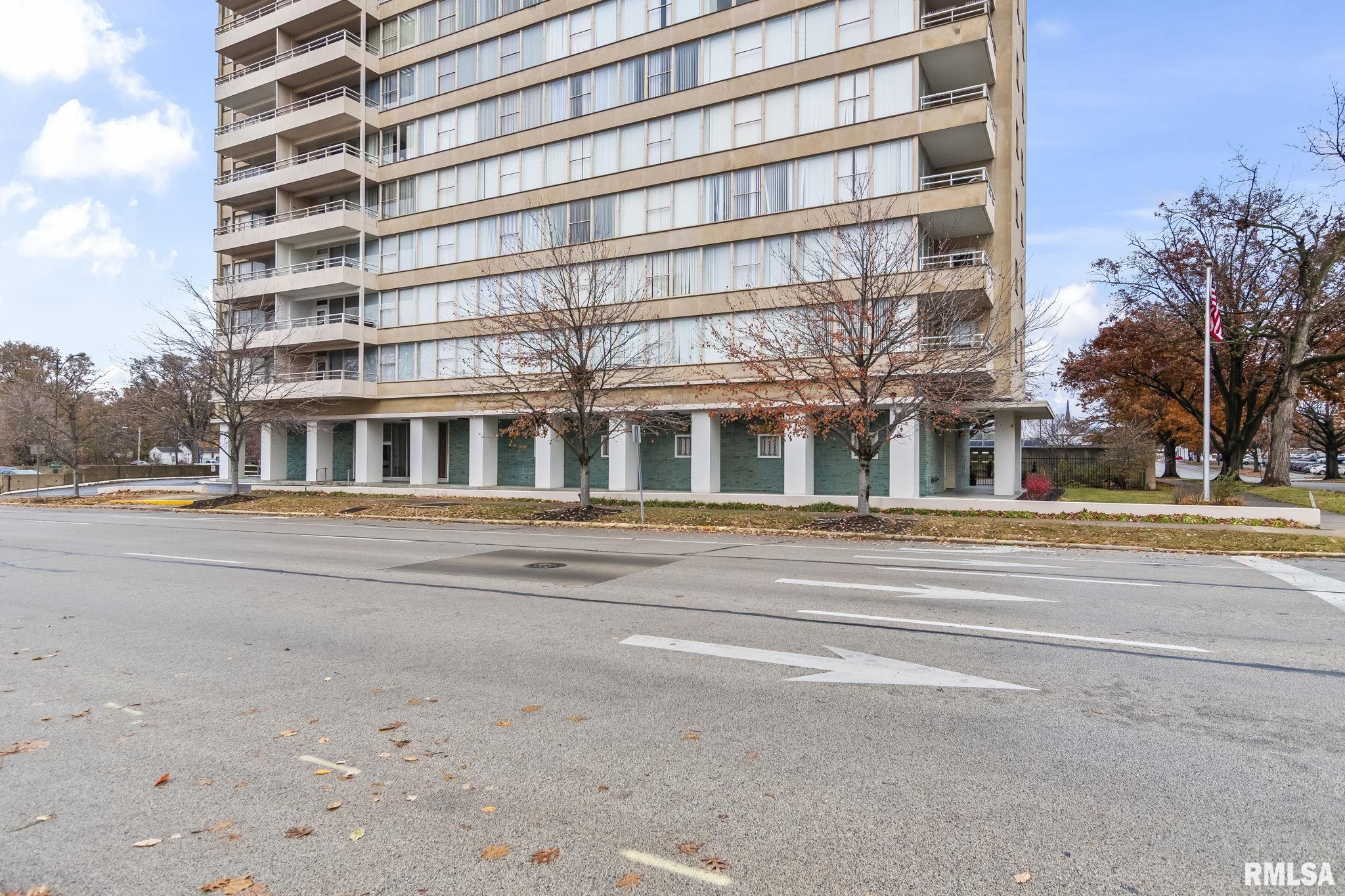 718 South 7th Street, Unit 405 Springfield, IL 62703 - Photo 33 of 34 Gallery Image 33