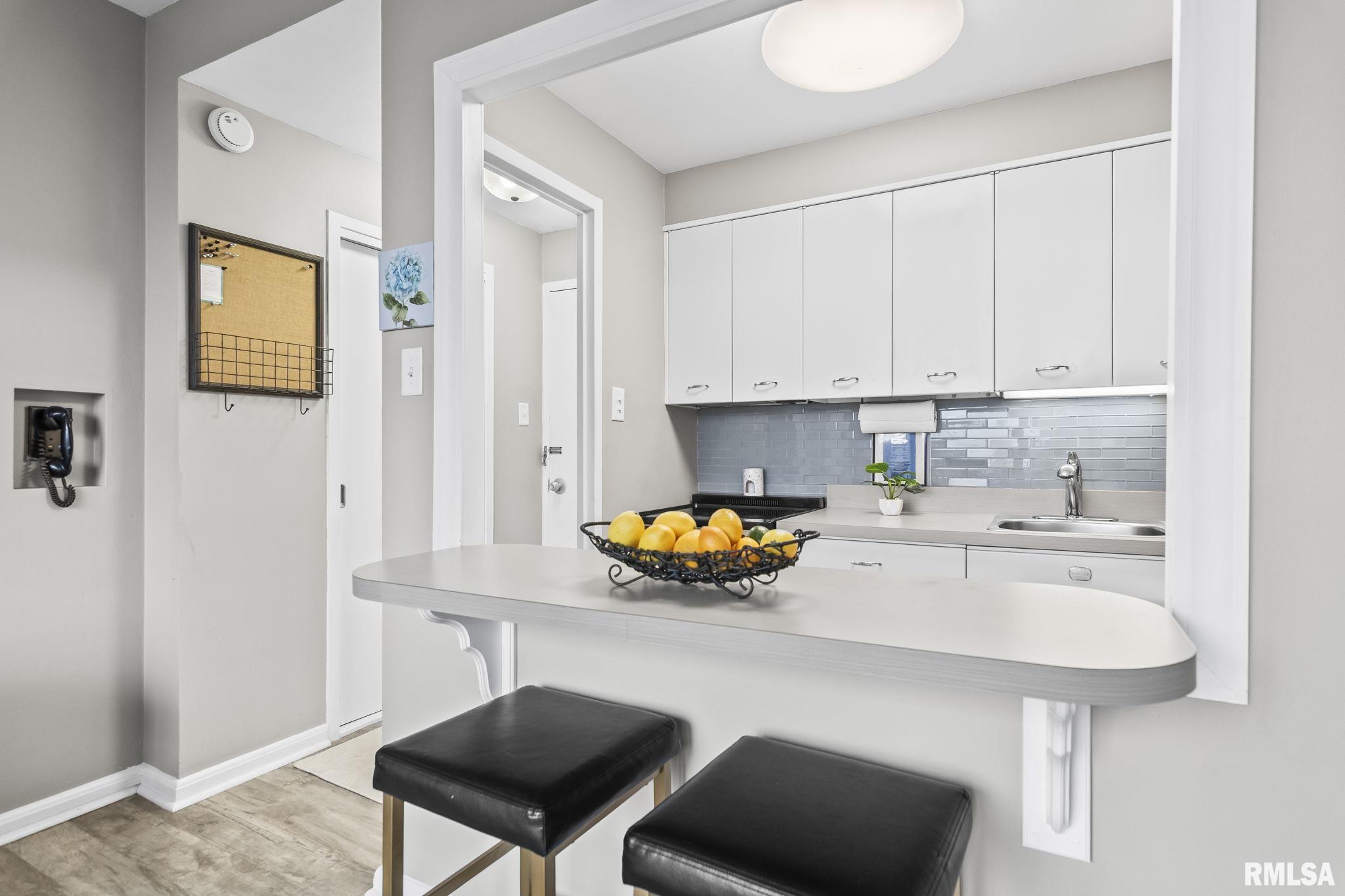 718 South 7th Street, Unit 405 Springfield, IL 62703 - Photo 5 of 34 Gallery Image 5