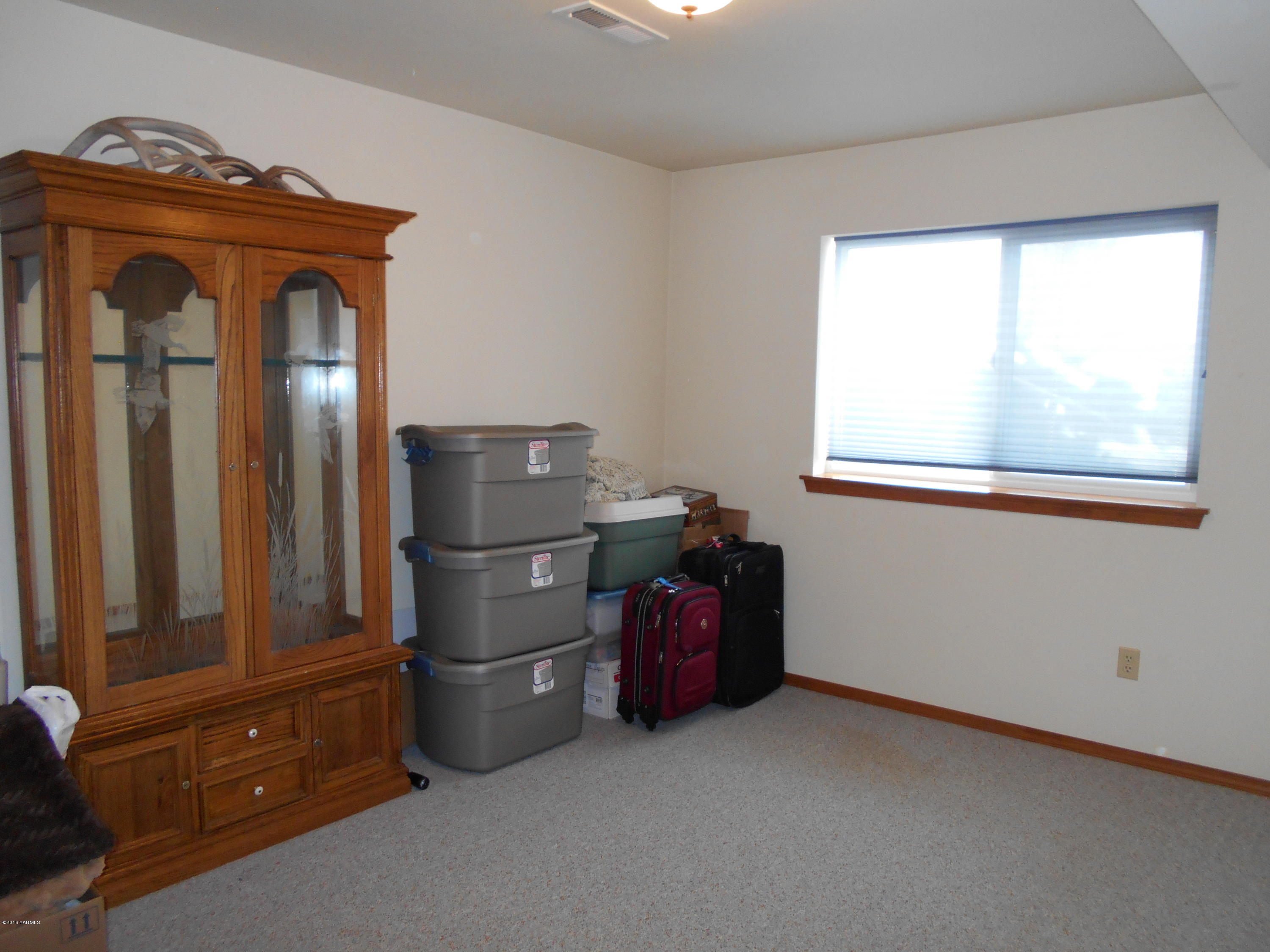 13910 Fisk Road Yakima, WA 98908 - Photo 36 of 48 a view of a storage & utility room