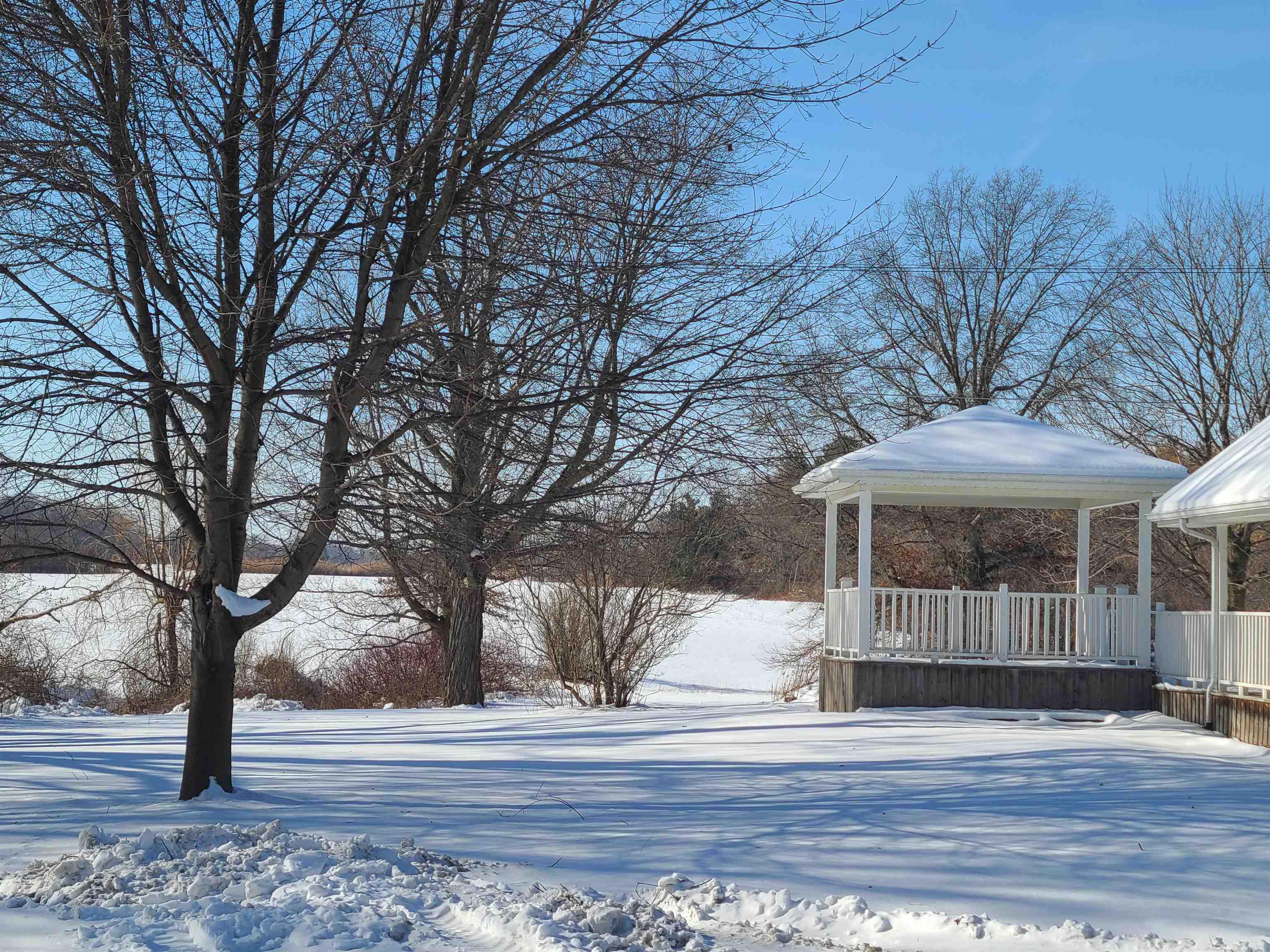 6784 Lakeshore Road Lexington, MI 48450 - Photo 4 of 9 Gallery Image 4