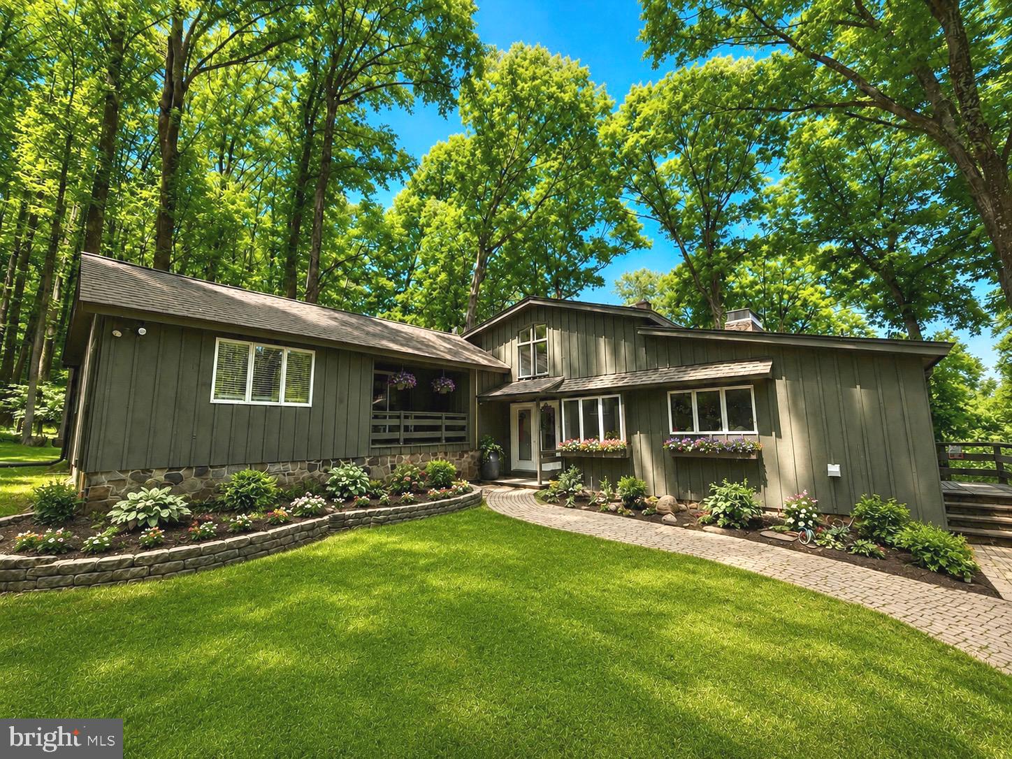 13 High Road New Hope, PA 18938 - Photo 1 of 6