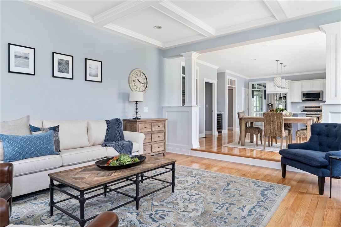 14 Scarlett Way Cranston, RI 02921 - Photo 7 of 19