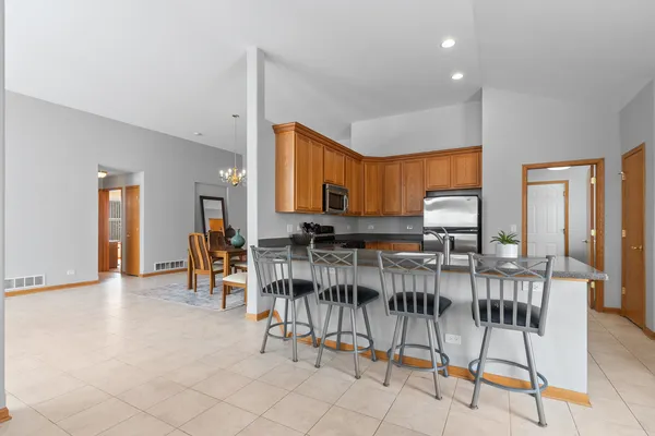 $449,000 | 130 Annelise Lane, Volo, IL 60020