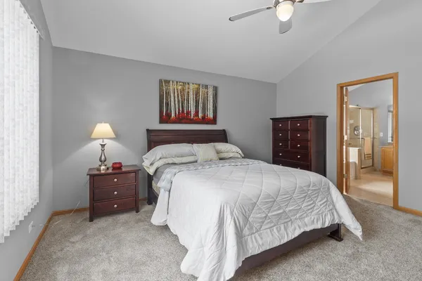 $449,000 | 130 Annelise Lane, Volo, IL 60020