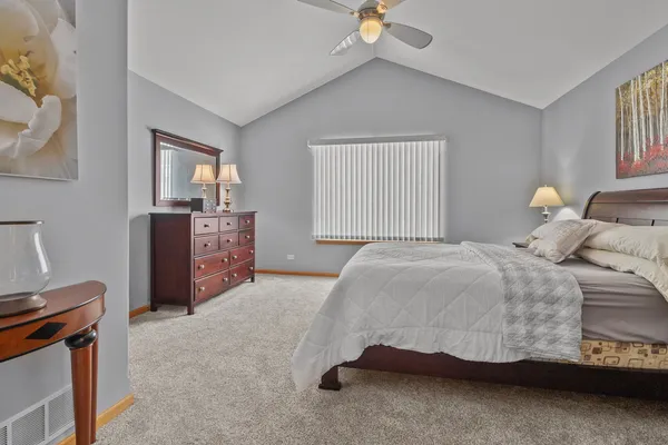 $449,000 | 130 Annelise Lane, Volo, IL 60020