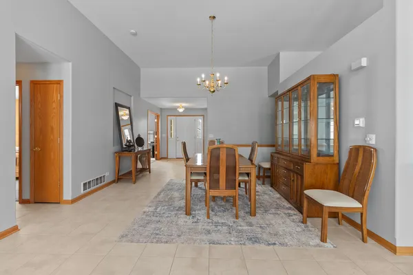 $449,000 | 130 Annelise Lane, Volo, IL 60020