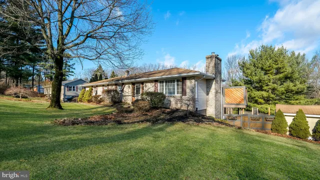 $405,500 | 6129 Beverly Hills Road, Coopersburg, PA 18036