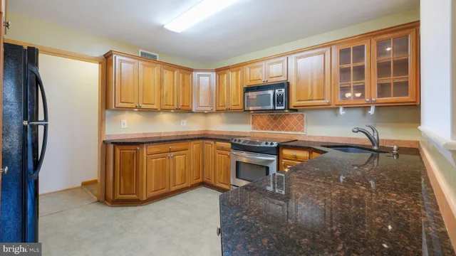 $405,500 | 6129 Beverly Hills Road, Coopersburg, PA 18036