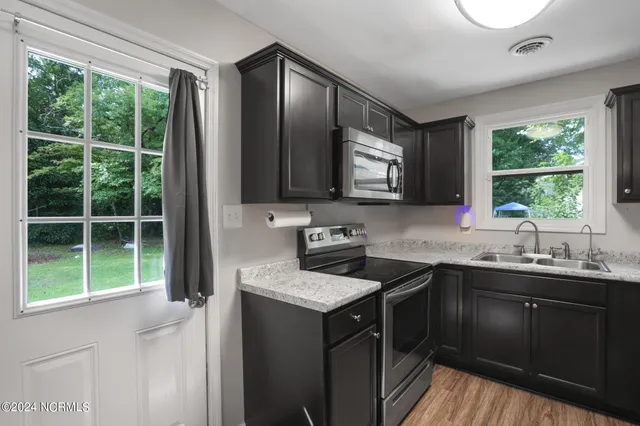 $1,500 | 309 Cole Drive, Jacksonville, NC 28540