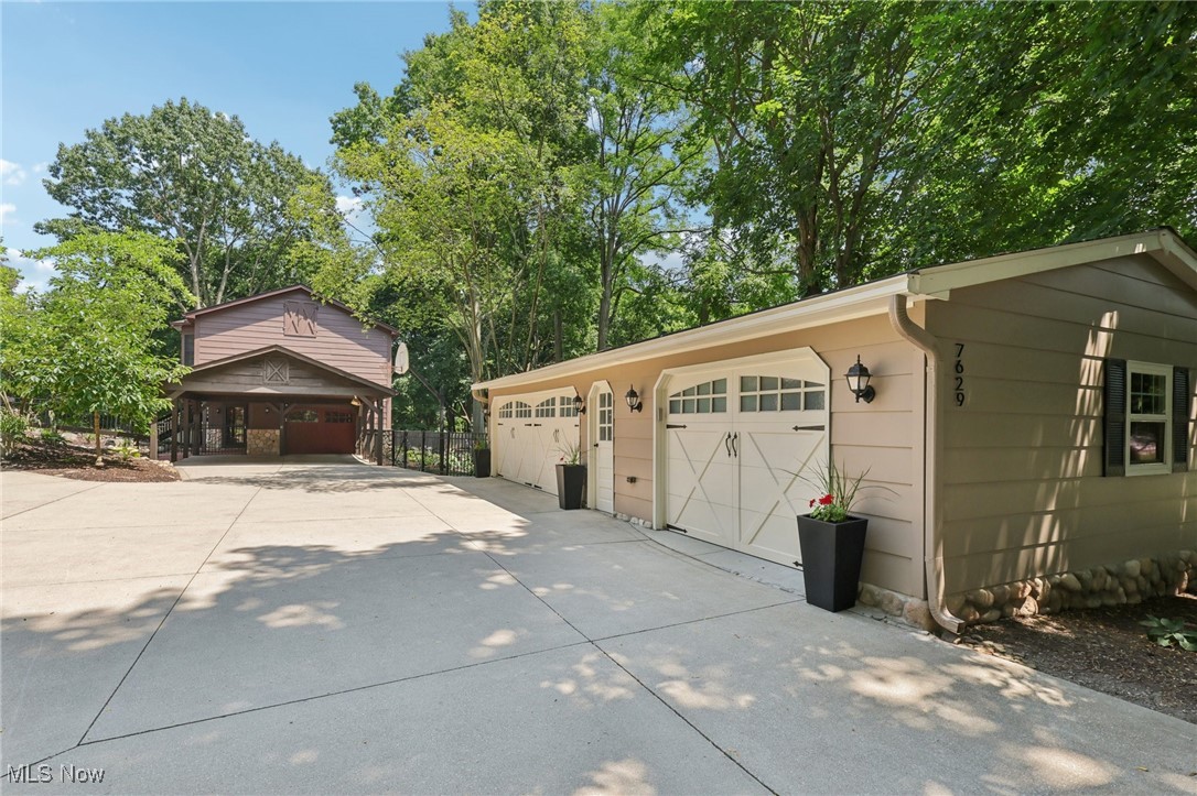 7629 Hopkins Road Mentor, OH 44060 - Photo 45 of 49 Detached garage