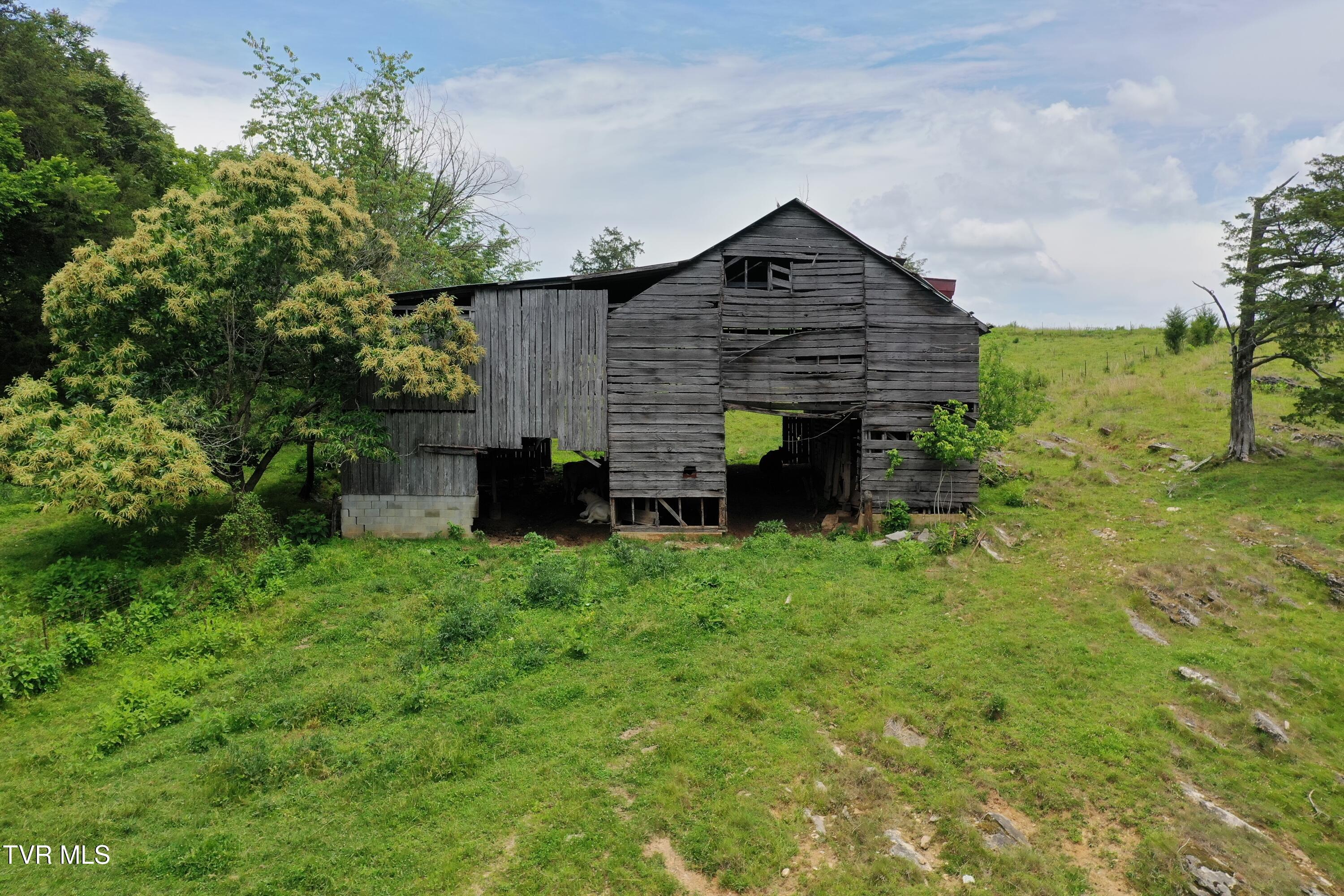 3956 Mulberry Gap Road Sneedville, TN 37869 - Photo 35 of 37 DJI_0932