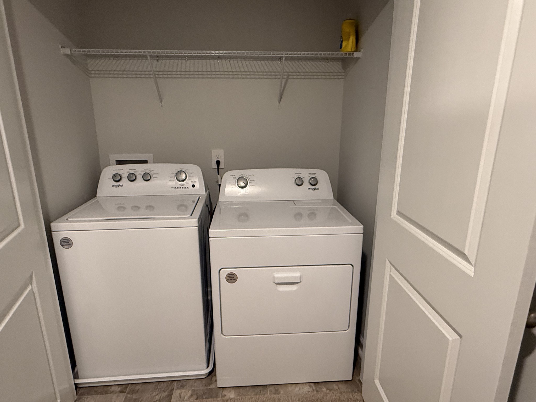 193 Mackenzie Way Lewisburg, TN 37091 - Photo 11 of 20 a utility room with dryer and washer