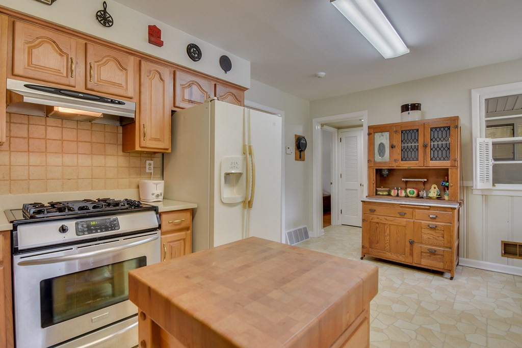 830 Legare Road Southwest Aiken, SC 29803 - Photo 10 of 33