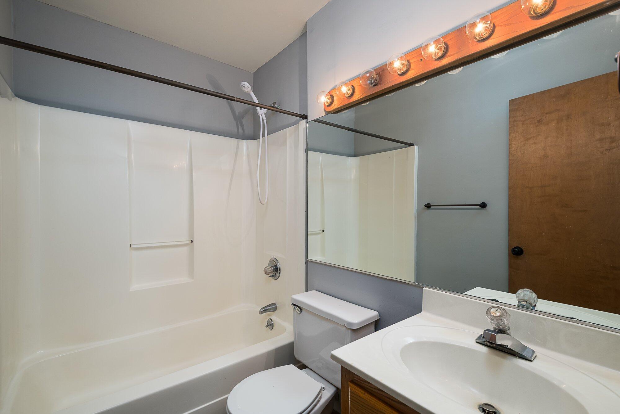 3647 Winchester Road Lexington, KY 40509 - Photo 15 of 35 018-3647_winchester_rd_8_9_22-highrez.jp